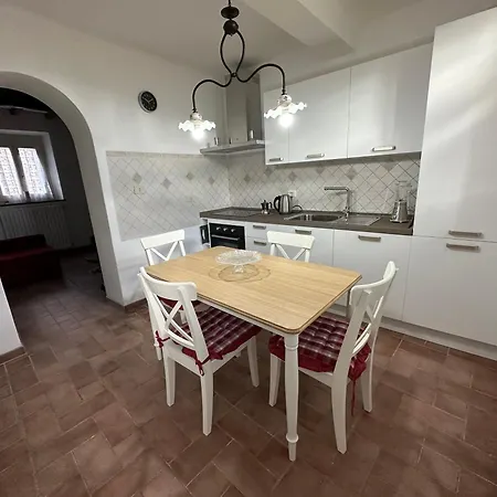 Casa Vista La Rosella